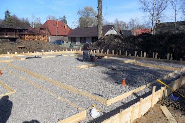 Строительство загородного дома в пос. Лисий нос. Устройство плиты фундамента